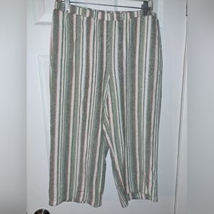 Ruby Rd. striped capri pants, size S.